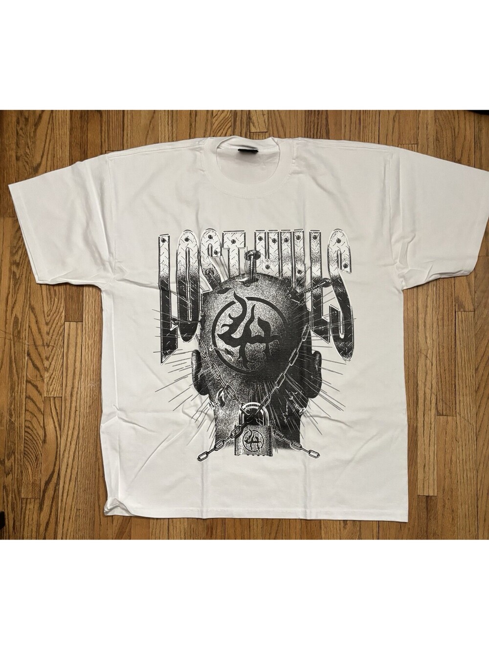 Lost Hills L Tshirt
